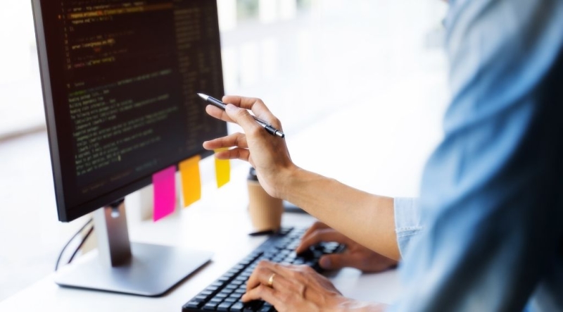 Học ngành Fintech có thể làm kỹ sư phần mềm hoặc lập trình viên
